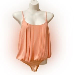 Guess scoop neck pleated front bodysuit